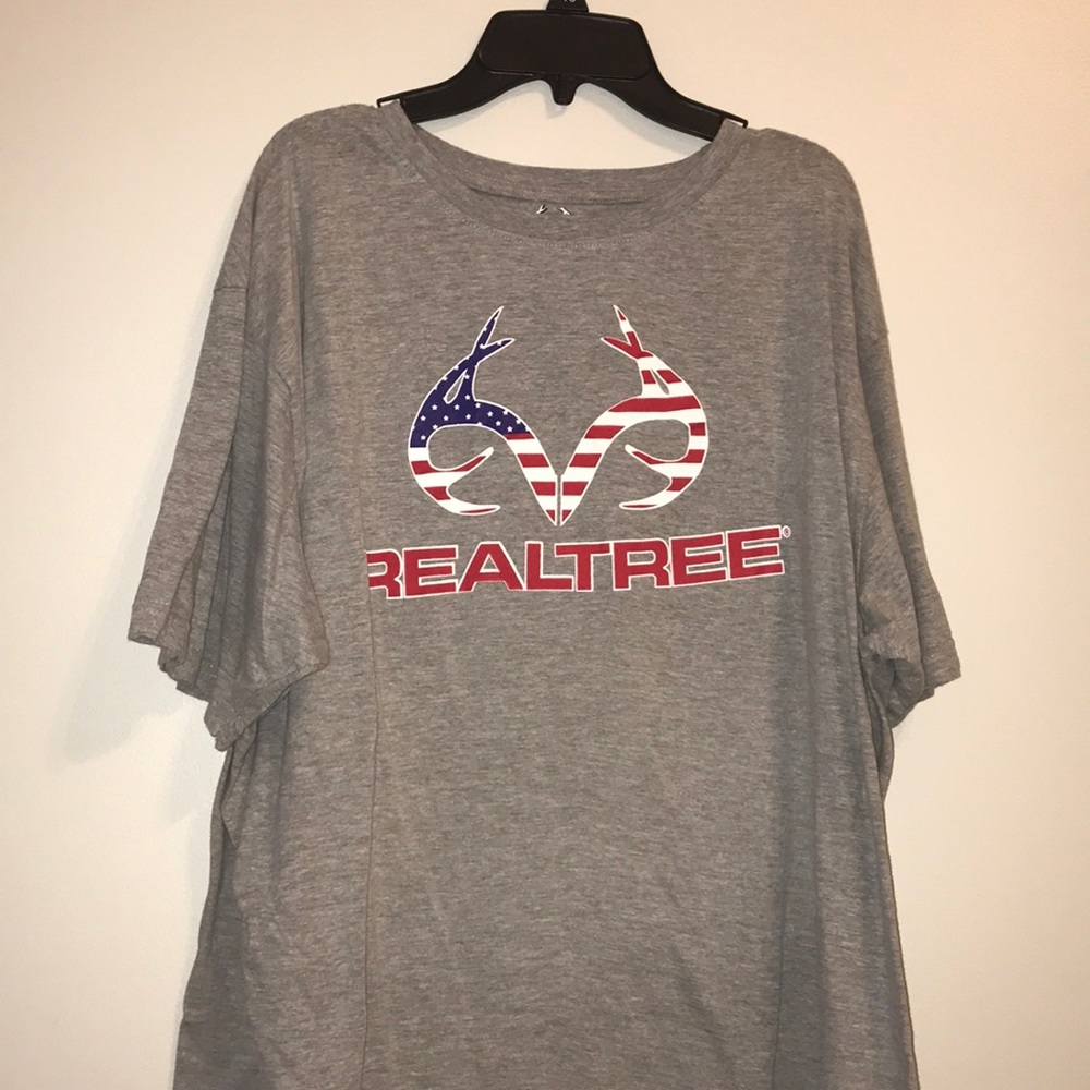 REALTREE tee shirt